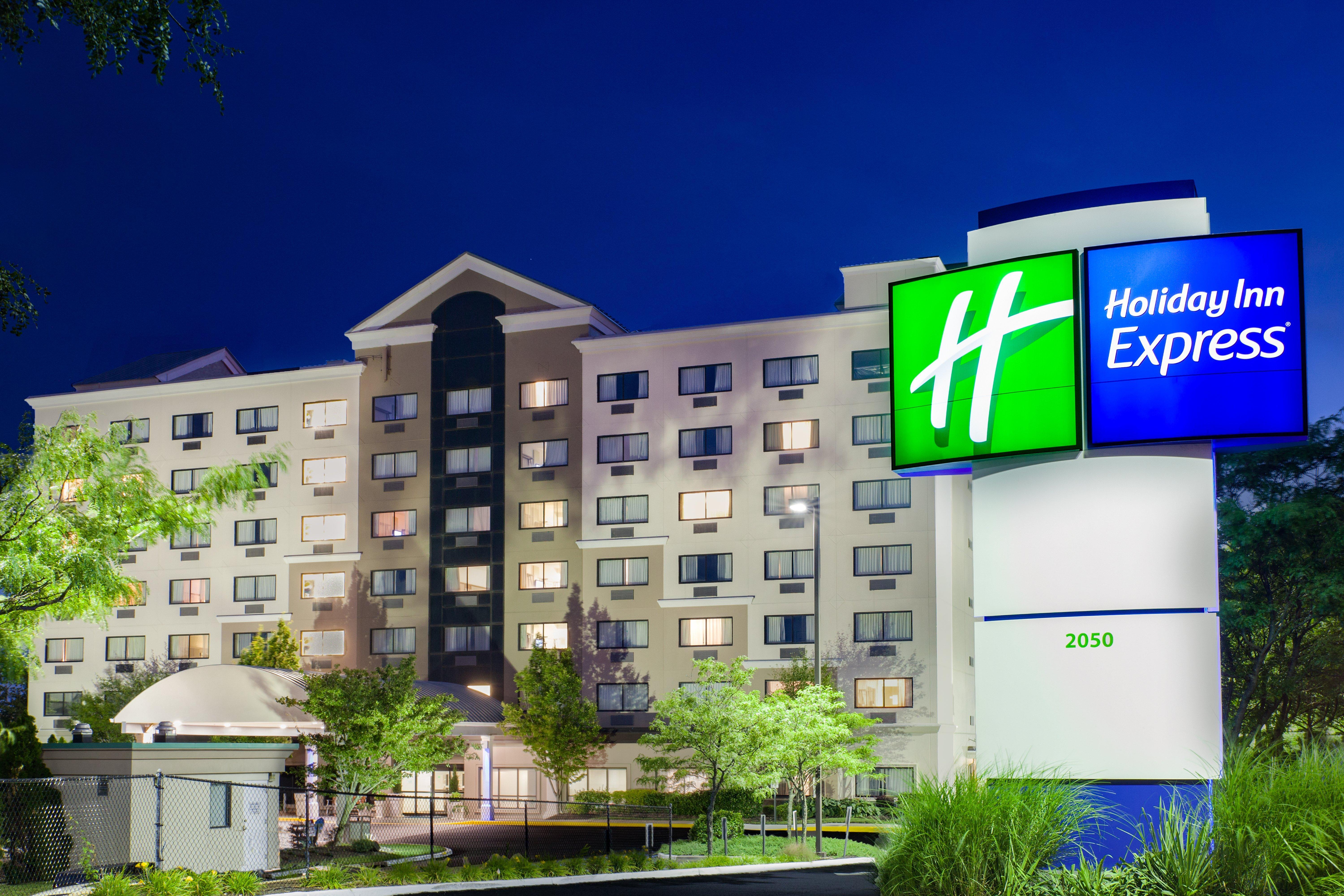 Holiday Inn Express Hauppauge-Long Island, An Ihg Hotel Eksteriør billede